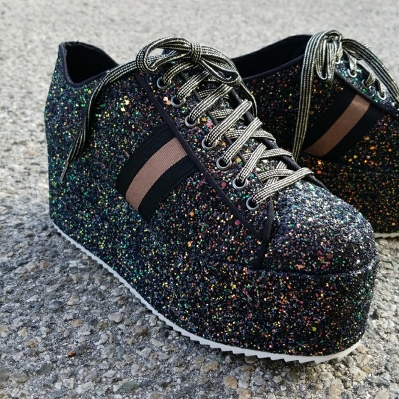 Last Size 6**🖤Blk Encructed Glitter Flatform - Picture 6 of 8
